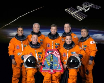 Besatzung von

STS-119/DISCOVERY