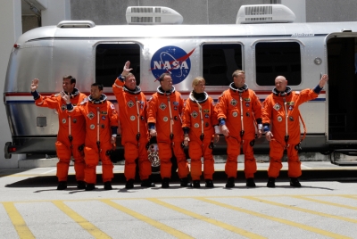 Die Besatzung am Astrovan