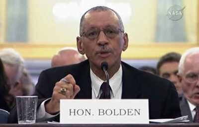 Der NASA-Chef Charles Bolden sagt am Mittwoch vor einem Komitee des Senats 

aus