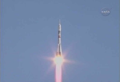 Sojus TMA-9 startet von Baikonur
