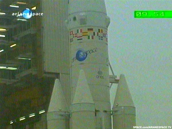 Die Ariane 4 wird startbereit gemacht