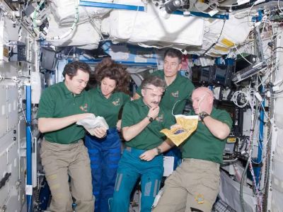 Die ISS-Besatzung